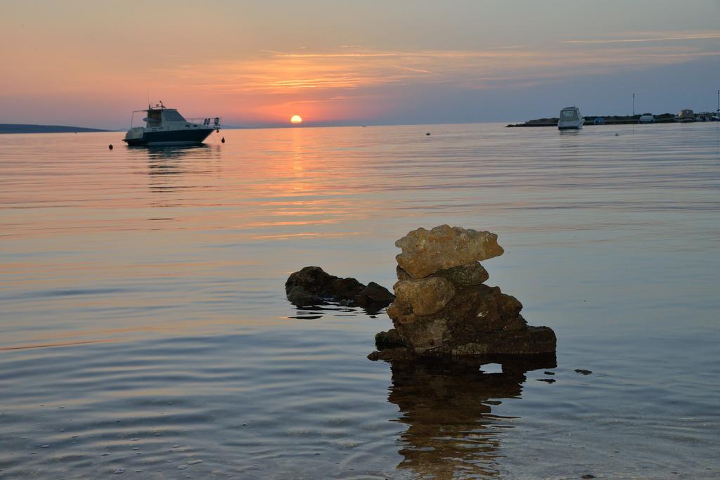 Villa Jurac Povljana Bagian luar foto