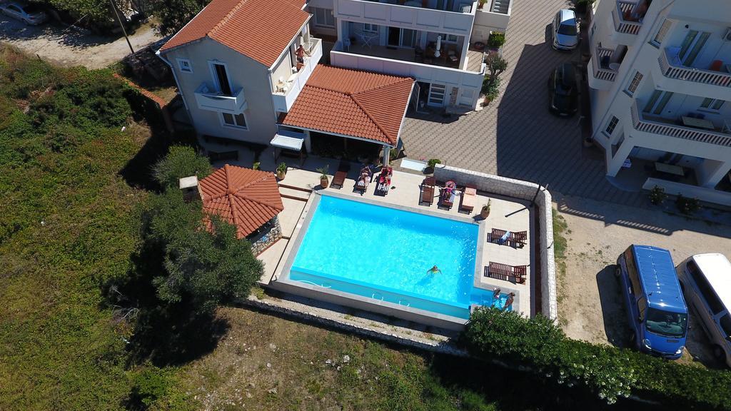 Villa Jurac Povljana Bagian luar foto