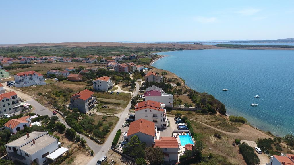 Villa Jurac Povljana Bagian luar foto