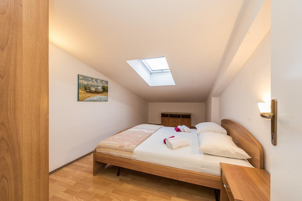 Villa Jurac Povljana Bagian luar foto