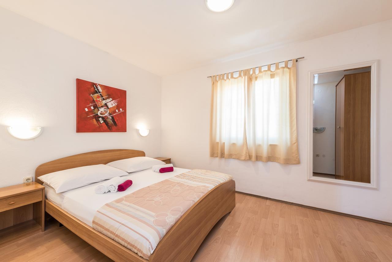 Villa Jurac Povljana Bagian luar foto
