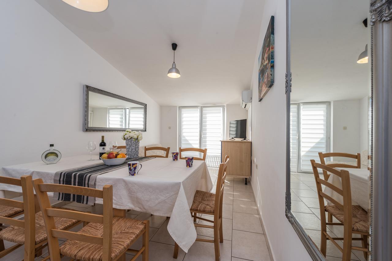 Villa Jurac Povljana Bagian luar foto